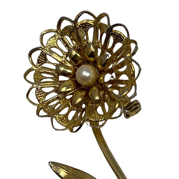 Vintage Brooch Flower Faux‎ Pearl Center Open Filigree Metal Work Gold Tone Pin - Picture 6 of 9